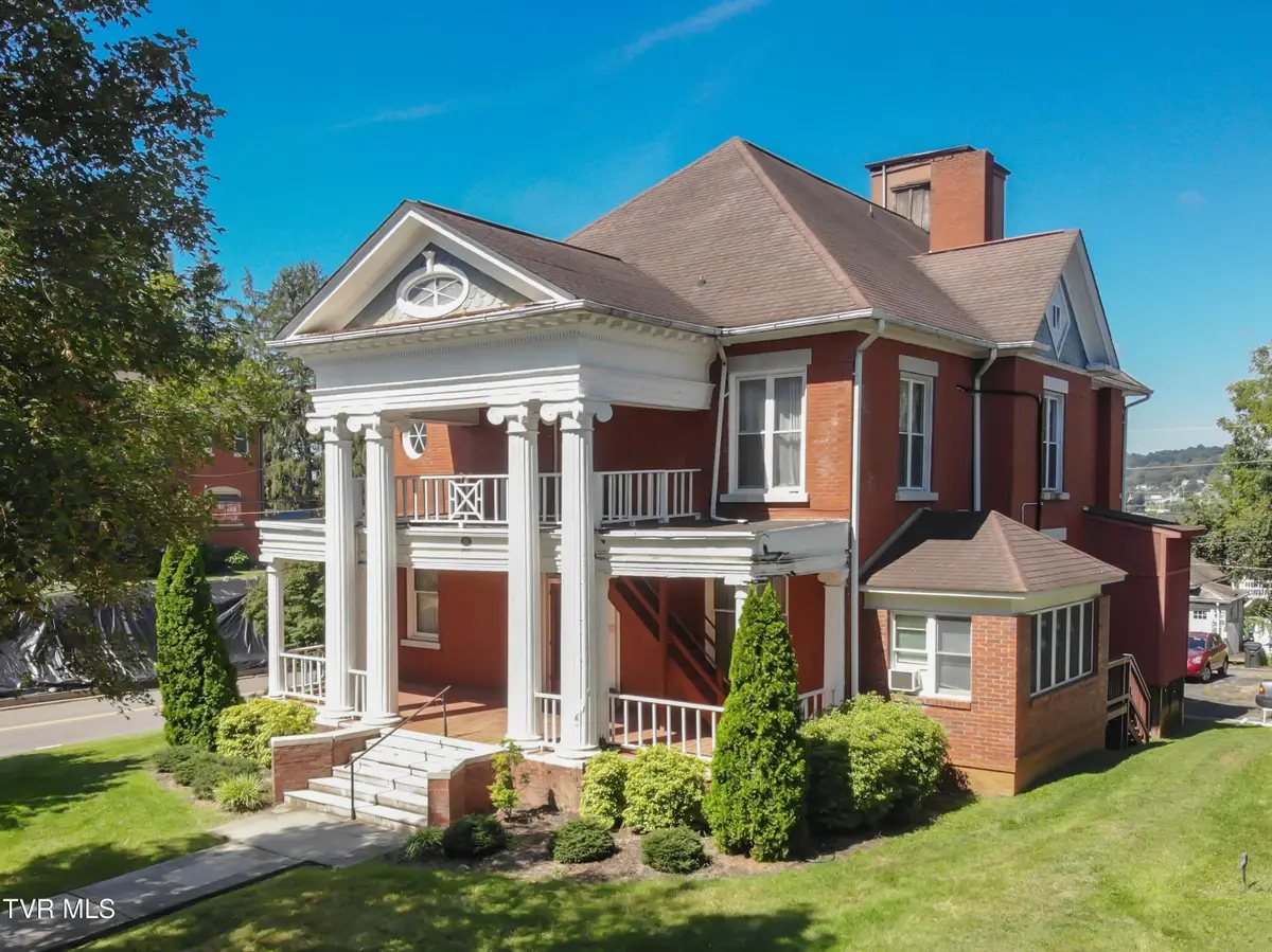 200 Solar Street, Bristol, VA 24201 - #1