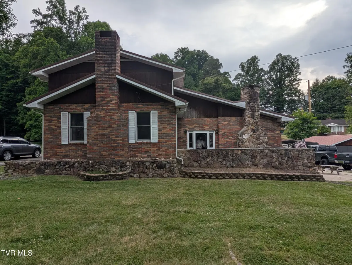 170 Pleasant Drive, Clintwood, VA 24228 - #1