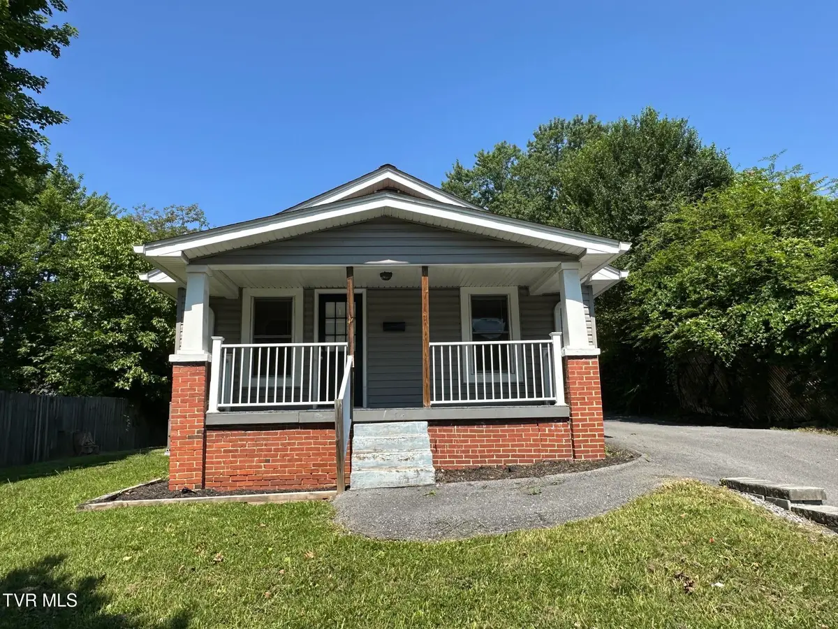 2712 Fort Henry Drive, Kingsport, TN 37664 - #1