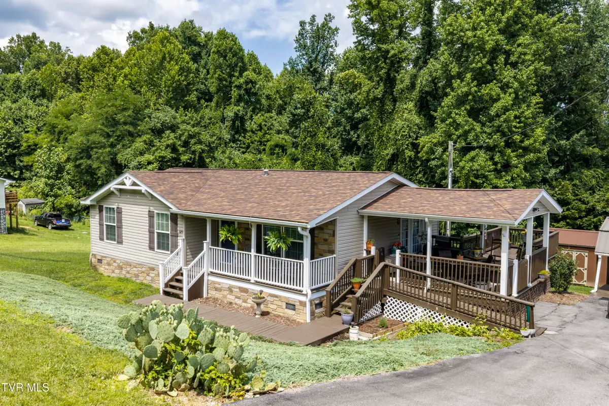 679 Vinton Avenue, Erwin, TN 37650 - #1
