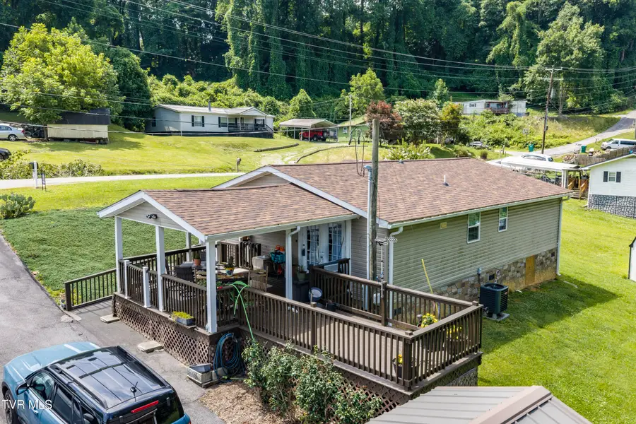679 Vinton Avenue, Erwin, TN 37650 - #3