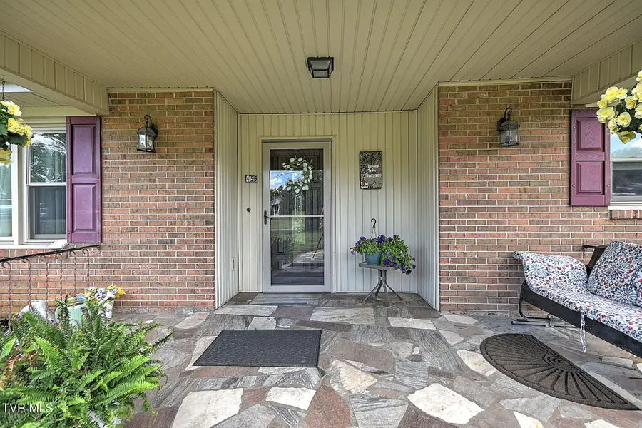 459 Mcarthur Circle, Bristol, VA 24201 - #3