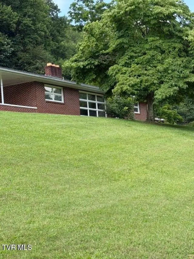 1347 Manville Road, Gate City, VA 24251 - #2
