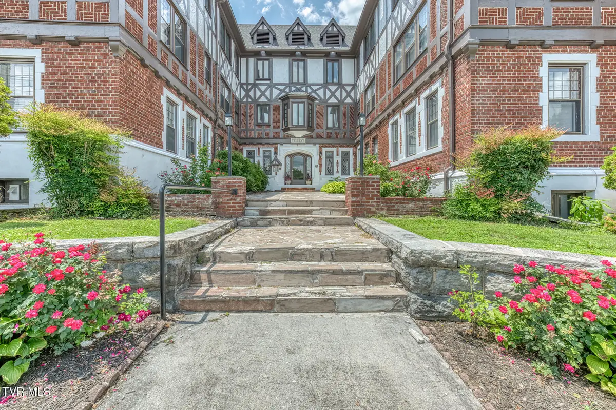 701 West Locust Street #Apt 20, Johnson City, TN 37604 - #1