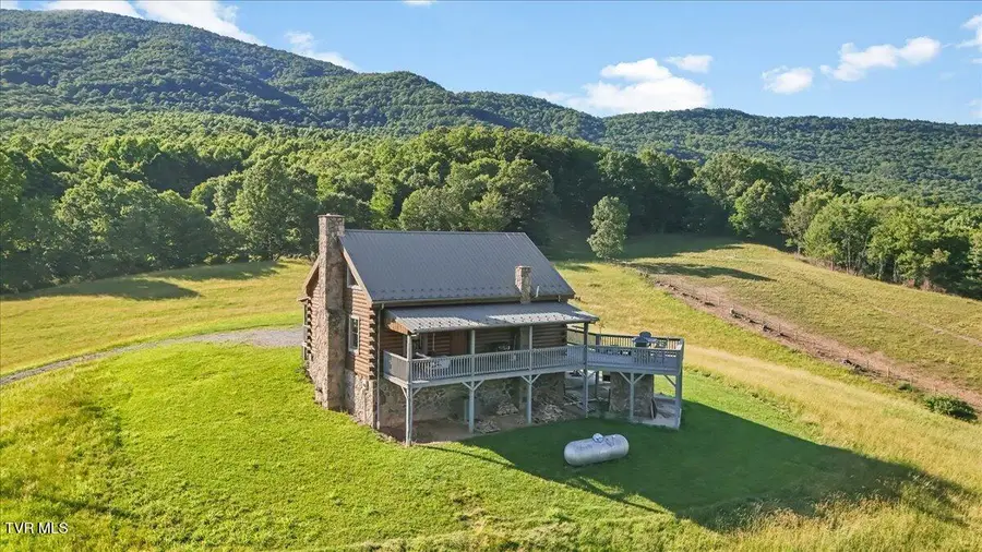 490 Mountain Springs Road, Tannersville, VA 24377 - #2