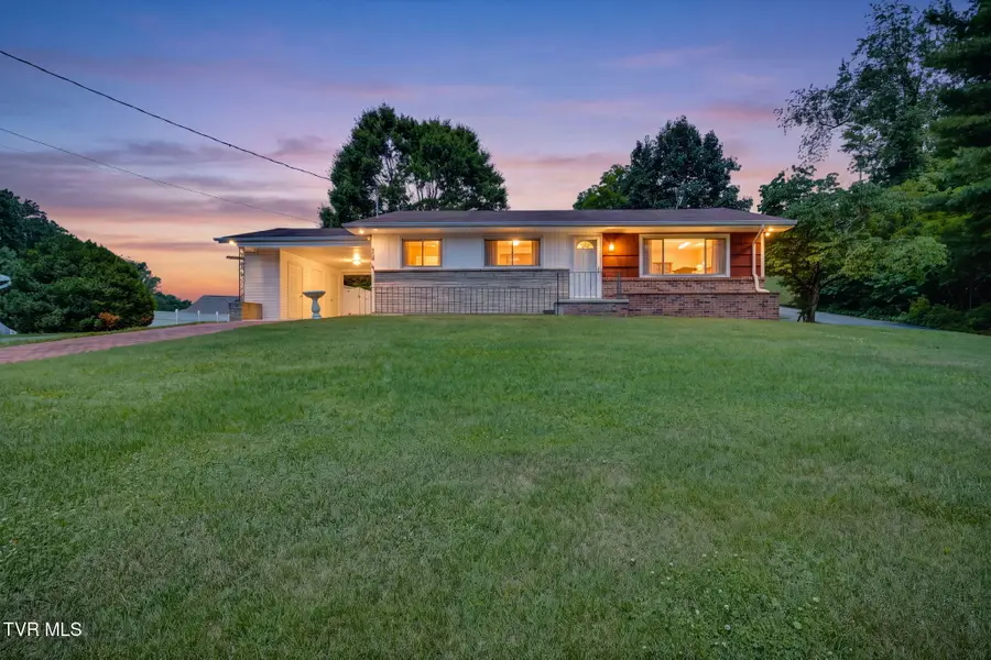 600 Allen Avenue, Elizabethton, TN 37643 - #2