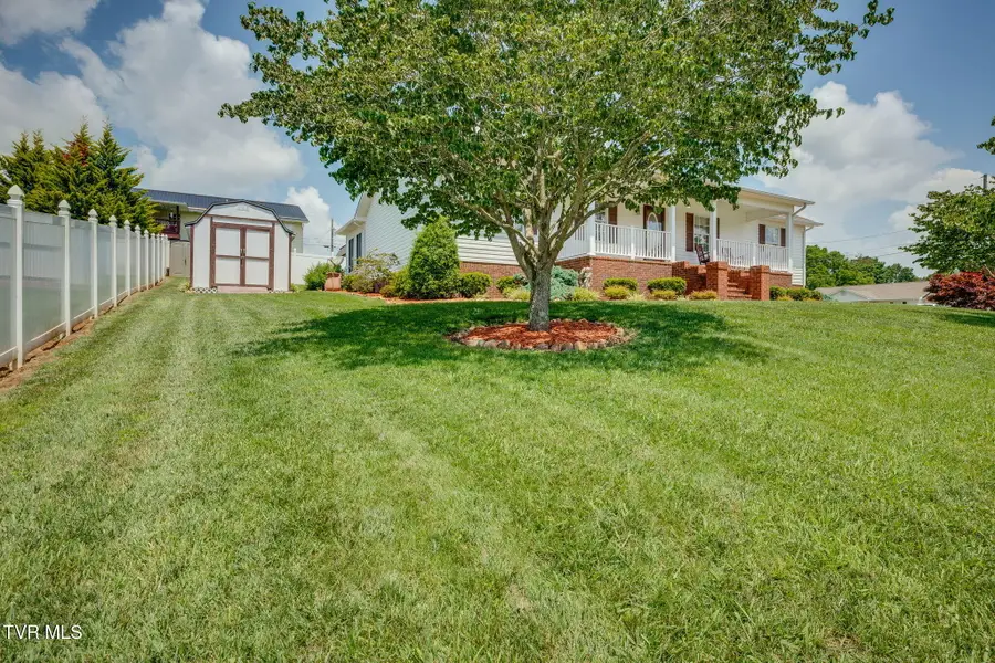 137 Chickasaw Circle, Church Hill, TN 37642 - #2