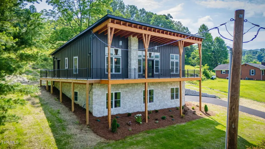 1385 Gap Creek Road, Elizabethton, TN 37643 - #3