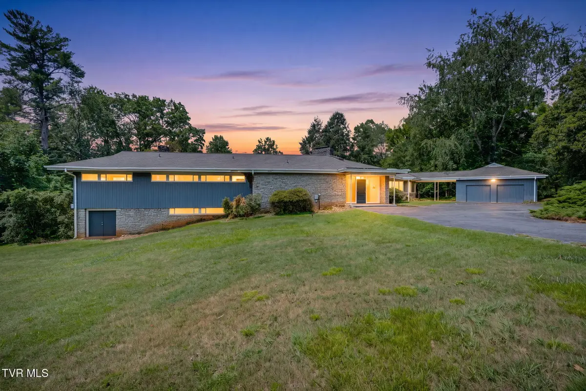 209 Maple Tree Drive, Bristol, TN 37620 - #1