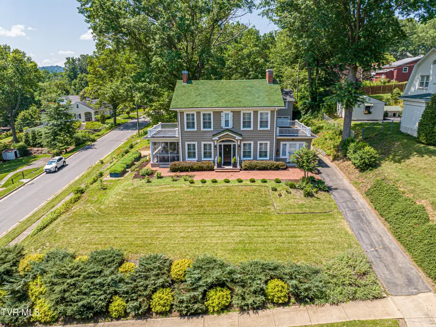 531 Lawrence Avenue, Bristol, VA 24201 - #2