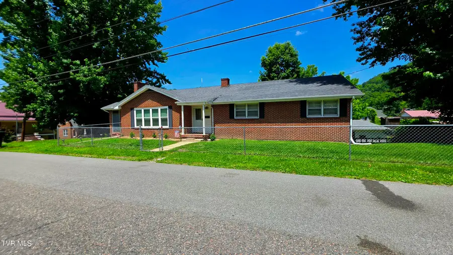 201 Brown Street, Appalachia, VA 24216 - #3