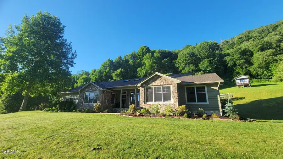 309 Roan Springs Lane, Roan Mountain, TN 37687 - #3