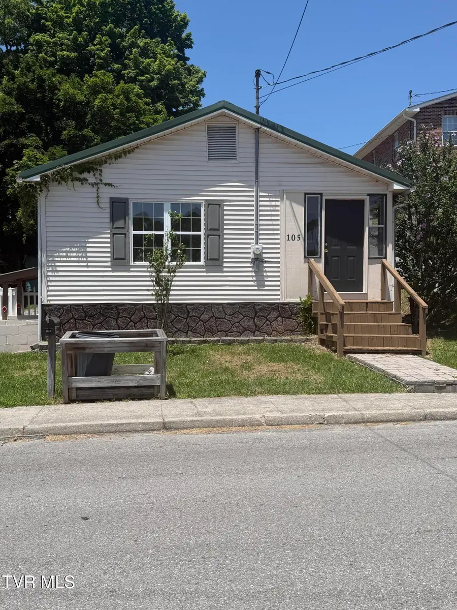 105 Northeast Virginia Avenue, Wise, VA 24293 - #2