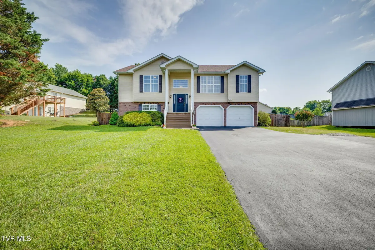 153 Royal Oaks Drive, Jonesborough, TN 37659 - #1