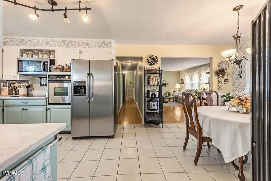 34 Pruner Street, Lebanon, VA 24266 - #3