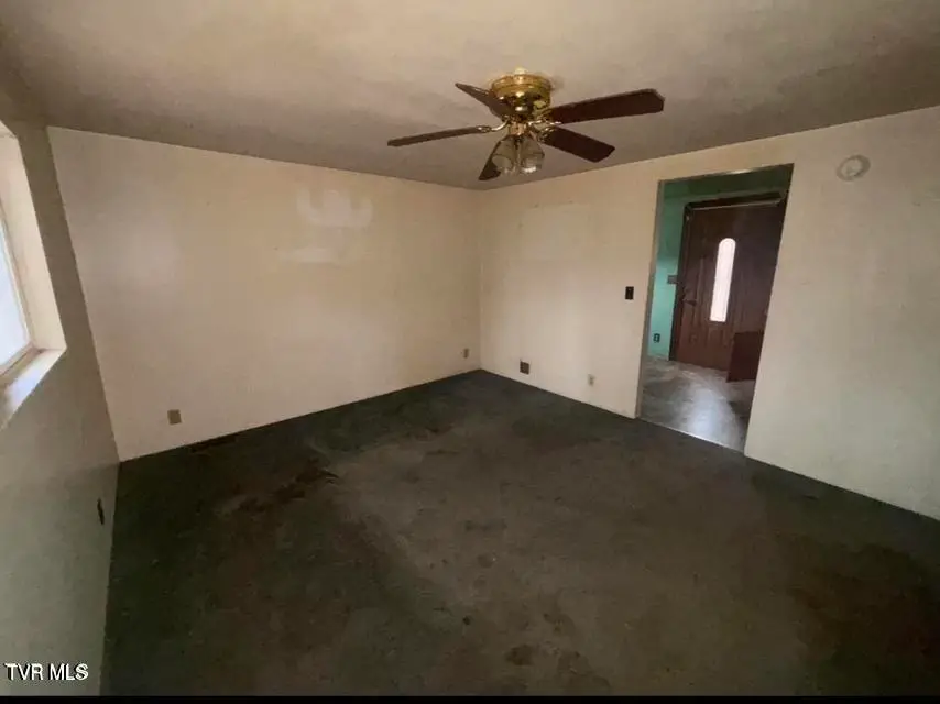 200 Cedar Street, Appalachia, VA 24216 - #3