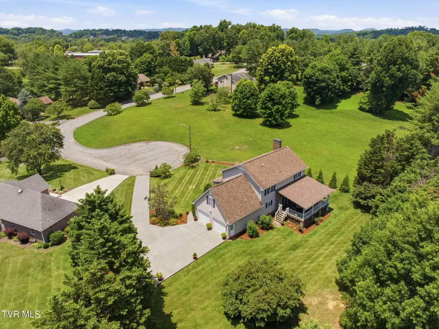 120 Evergreen Place, Bristol, TN 37620 - #2