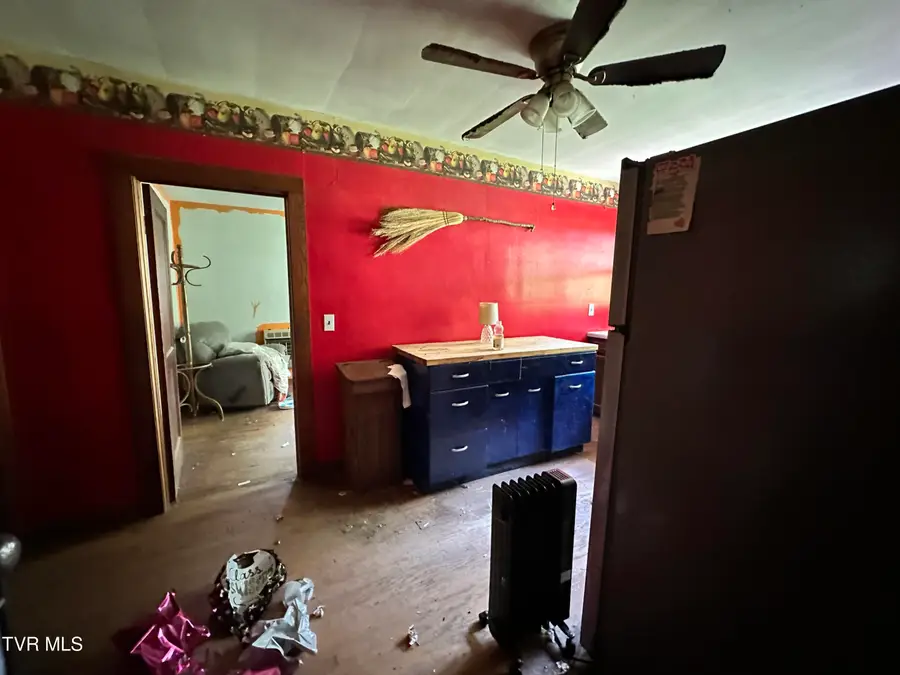 1509 Wildcat Road, Big Stone Gap, VA 24219 - #2
