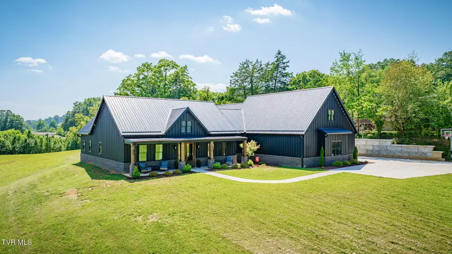 3826 Lake Valley Drive, Kingsport, TN 37664 - #2