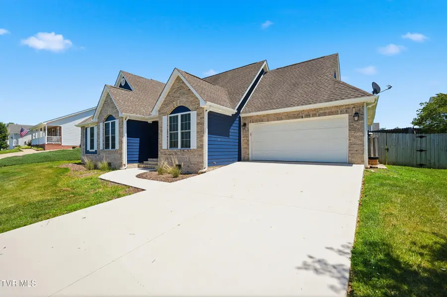 121 Violet Lane, Bluff City, TN 37618 - #2