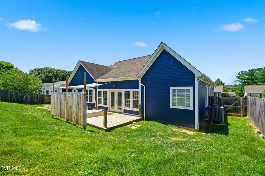 121 Violet Lane, Bluff City, TN 37618 - #3