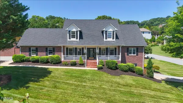 1 Emerald Court, Johnson City, TN 37604