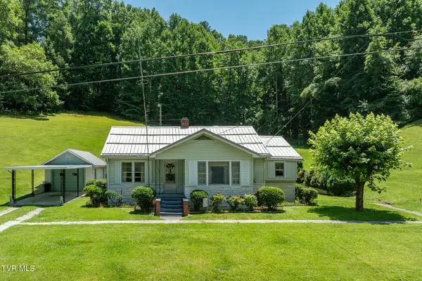 1570 Highway 321, Hampton, TN 37658