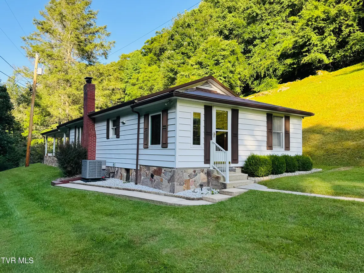 235 Keith Hollow, Coeburn, VA 24230 - #1