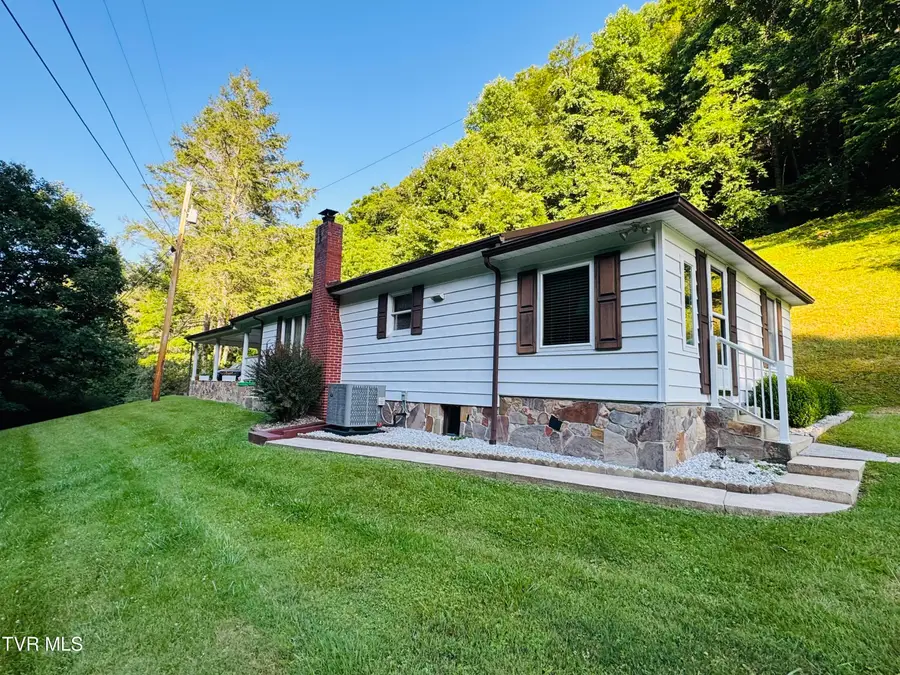 235 Keith Hollow, Coeburn, VA 24230 - #2