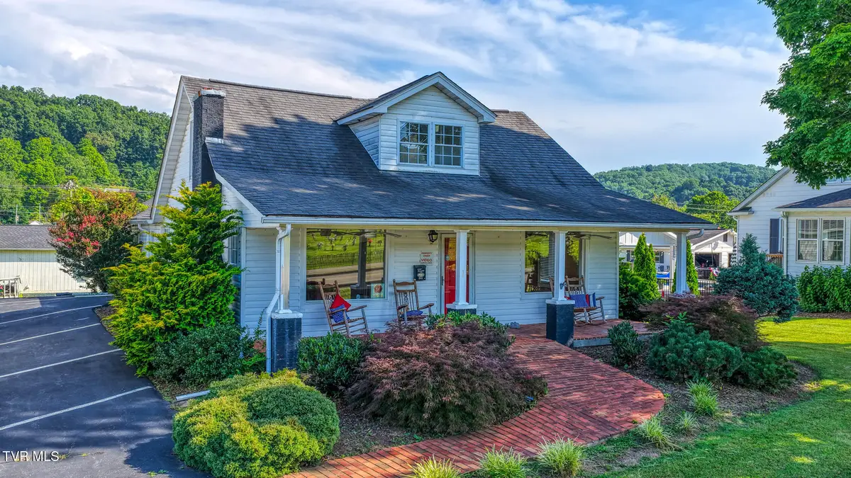 812 East Main Street, Rogersville, TN 37857 - #1