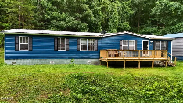 3026 Sugarcane Way, Cosby, TN 37722