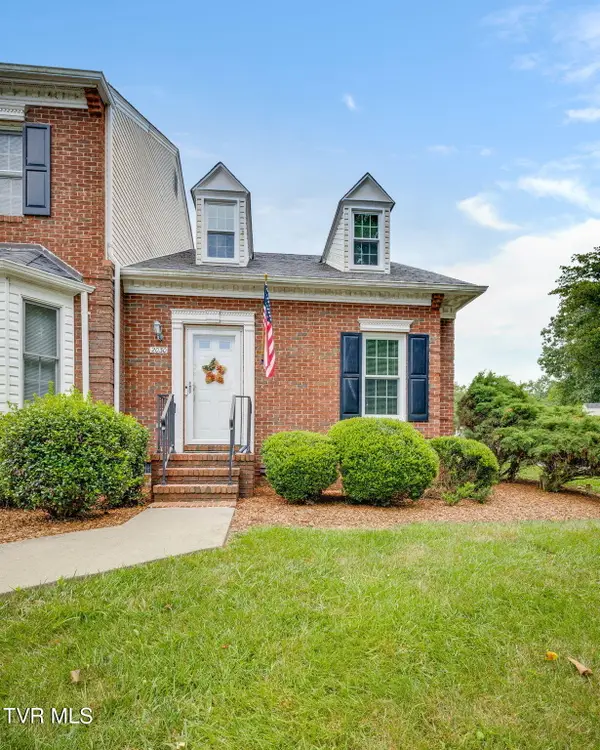 2030 West Manor Court #2030, Kingsport, TN 37660
