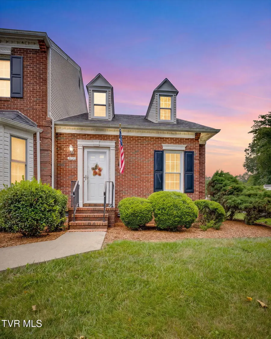2030 West Manor Court #2030, Kingsport, TN 37660 - #2