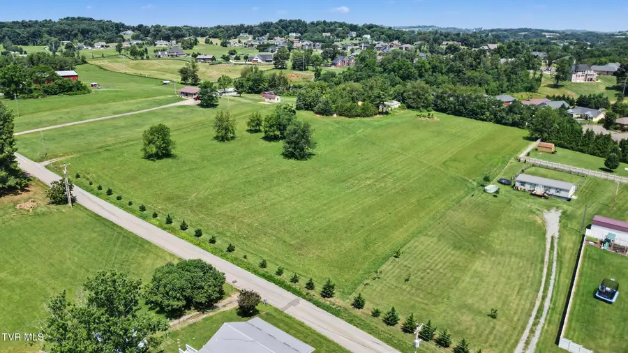 477 New Hope Road, Greeneville, TN 37745 - #2