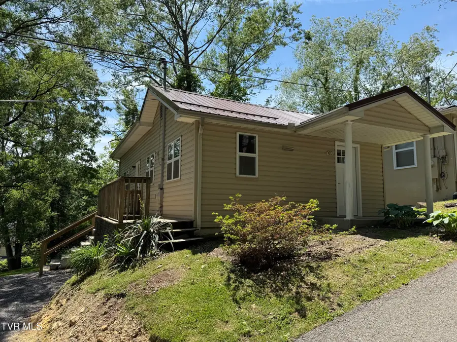 1022 Northwest Spruce Street, Norton, VA 24273 - #2