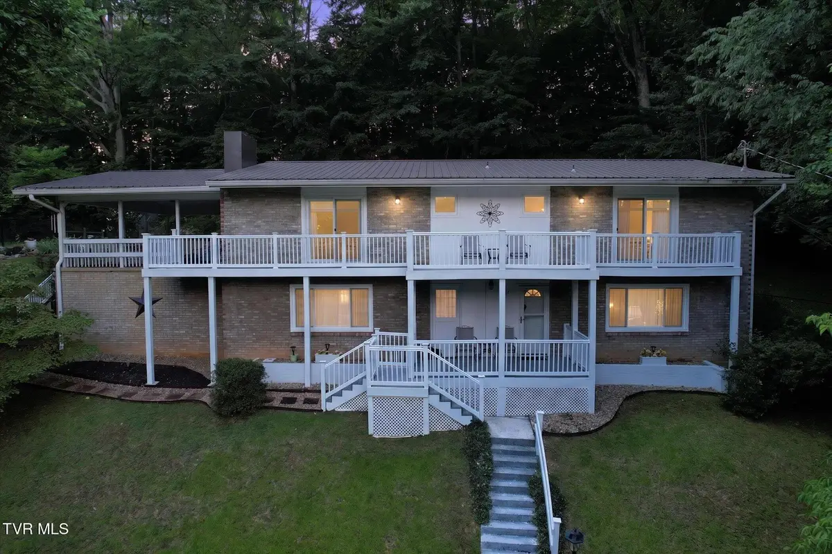 1607 Seward Drive, Johnson City, TN 37604 - #1