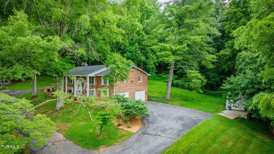 4625 Harbor Circle, Kingsport, TN 37664 - #2