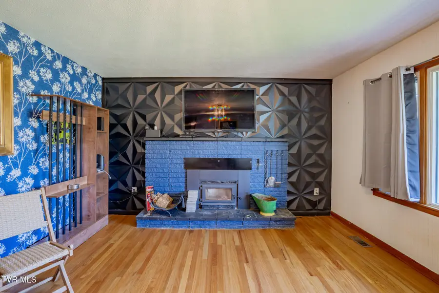 141 East Central, Bristol, TN 37620 - #3