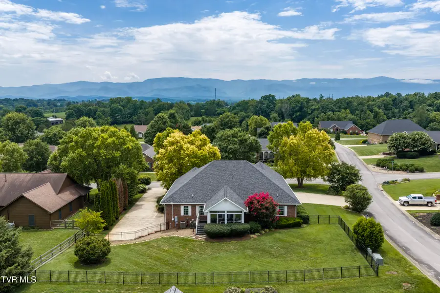 13 East Ridgefield Court, Greeneville, TN 37745 - #3