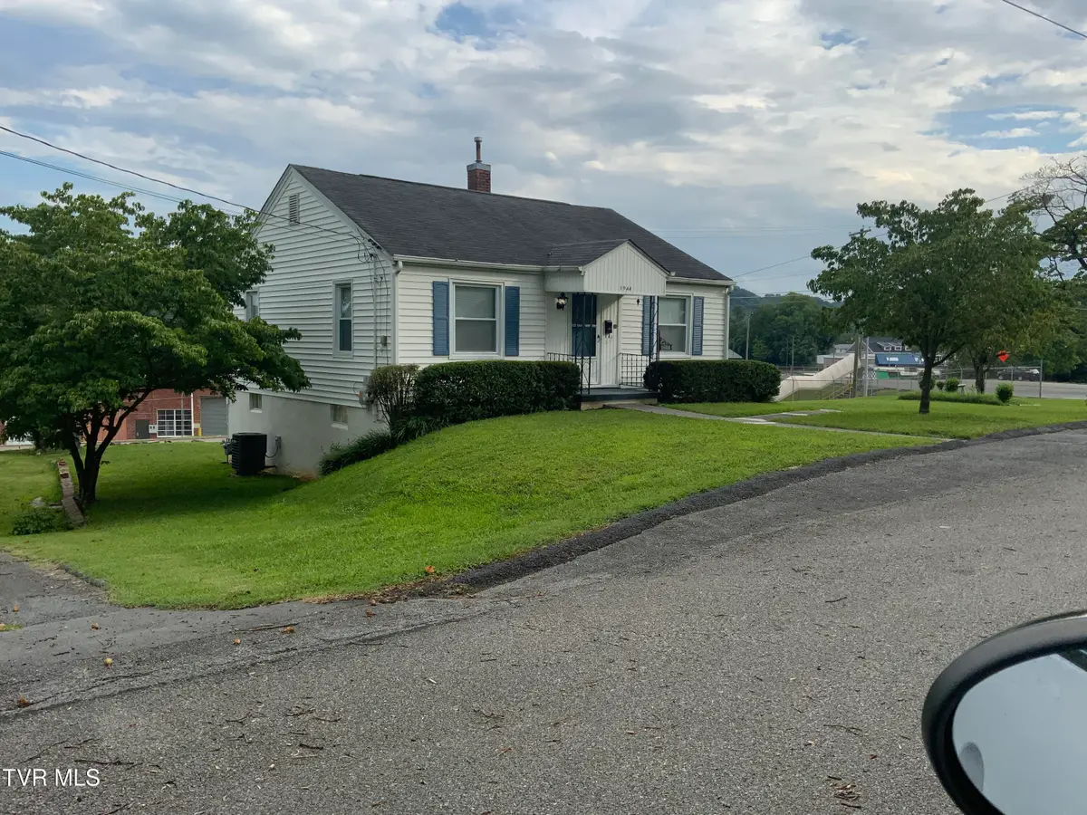 1944 Norway Street, Bristol, VA 24201 - #1