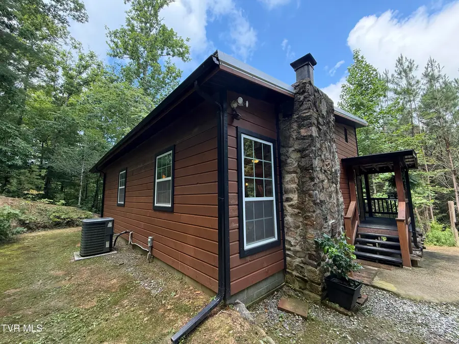 438 Country Square Road, Newport, TN 37821 - #2