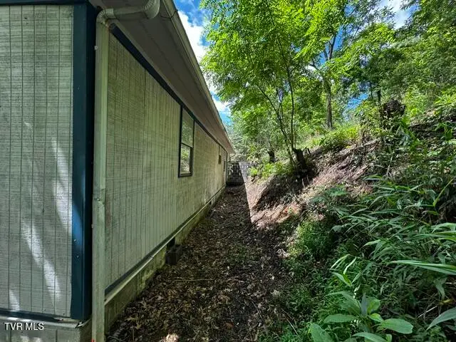 138 Northeast Beech Avenue, Coeburn, VA 24230 - #3