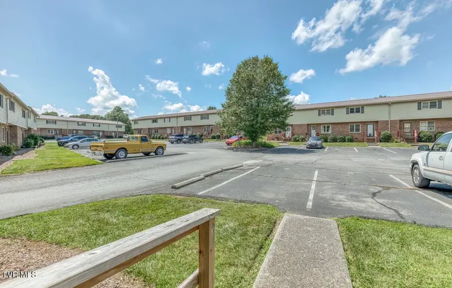 1800 Seminole Drive #Apt 24, Johnson City, TN 37604 - #3