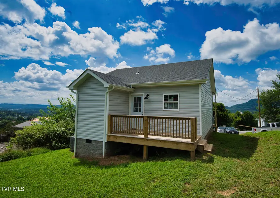 1720 Pendleton Street, Kingsport, TN 37660 - #3