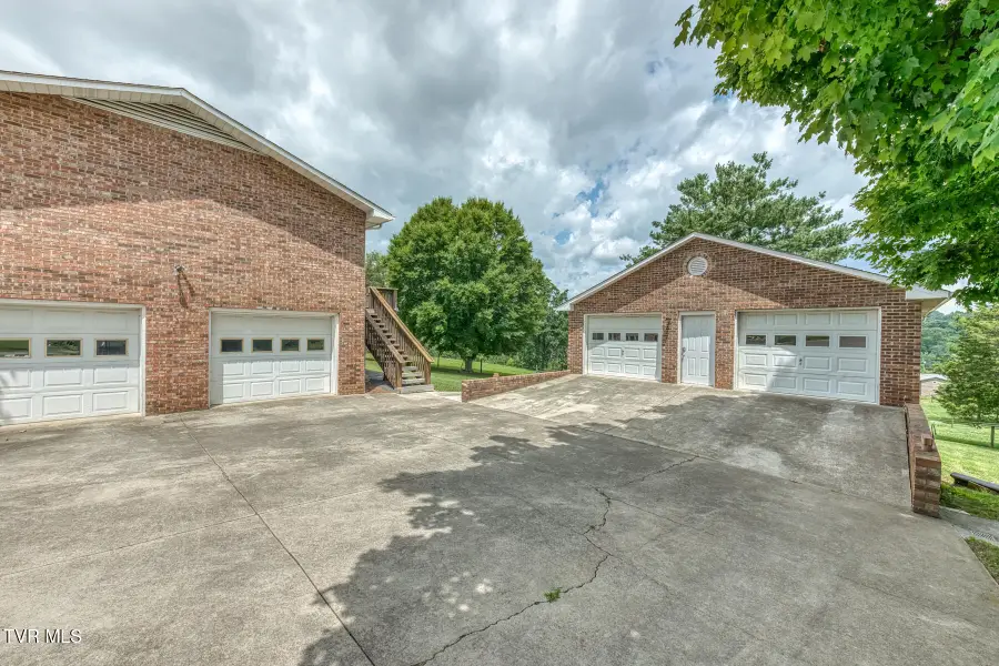 1014 Cedar Hills Drive, Church Hill, TN 37642 - #2