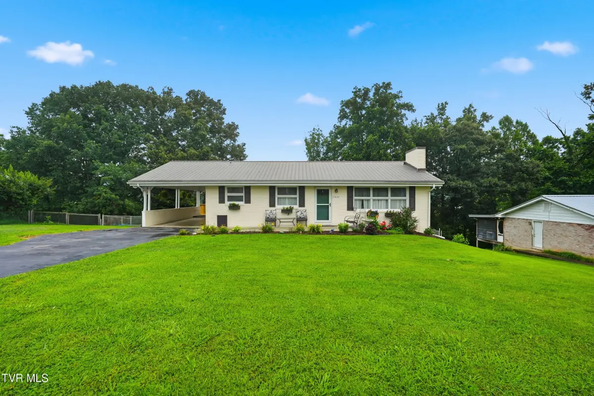 1816 Hutchinson Drive, Kingsport, TN 37660 - #1
