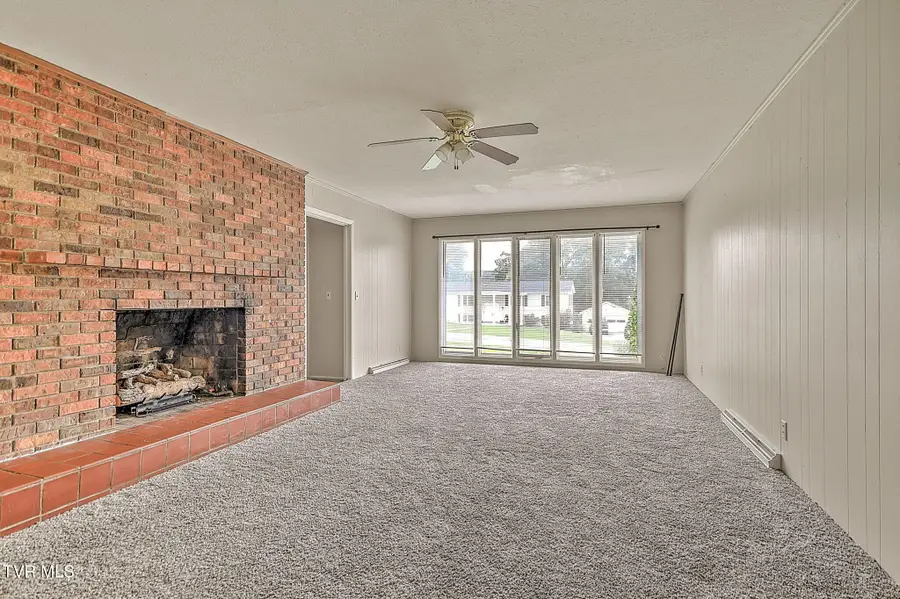 905 Meadow Lane, Kingsport, TN 37663 - #2