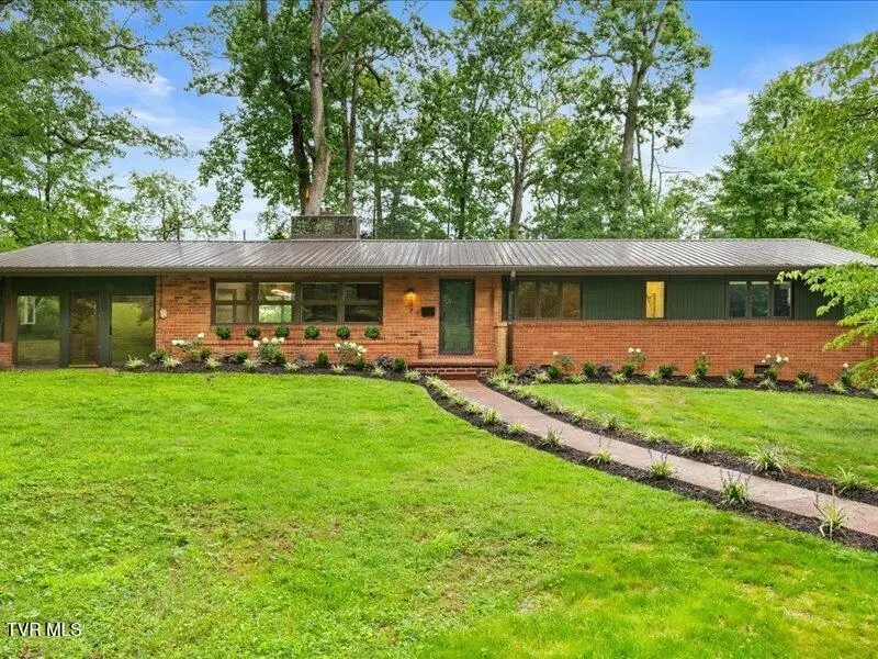 107 Oak Lane, Johnson City, TN 37604 - #2