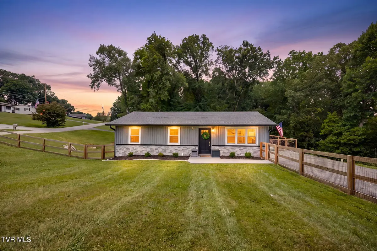 120 Russell Drive, Gray, TN 37615 - #1