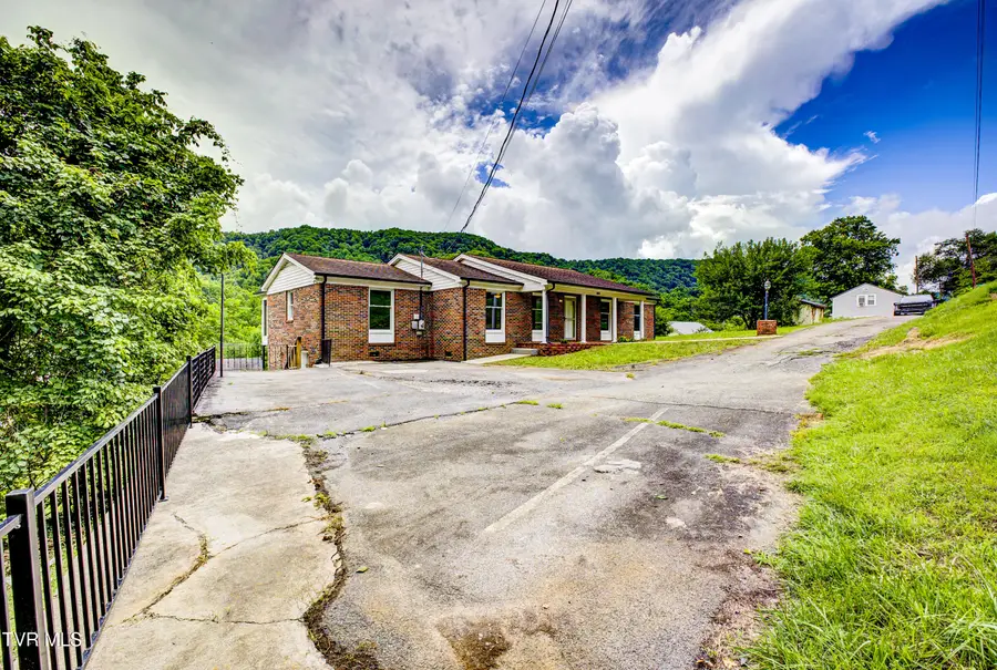 109 Benton Drive, Gate City, VA 24251 - #2